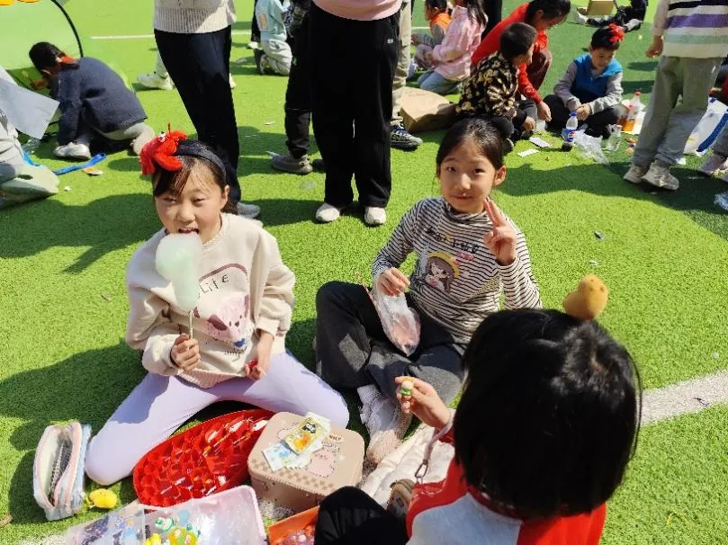 火遍全校!这场“小数当家”大市场,太有料了!