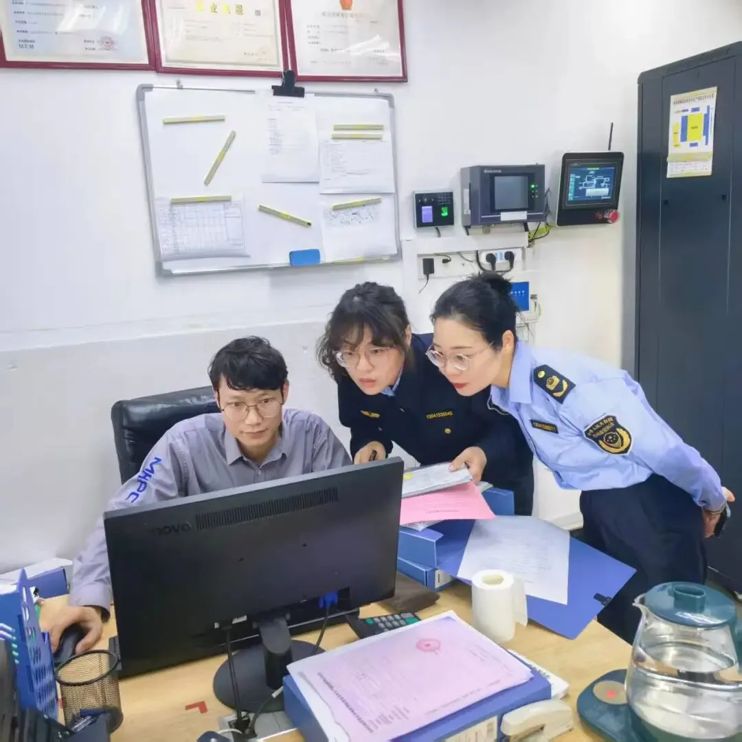 泉州台商投资区市场监督管理局开展成品油市场计量与价格专项检查