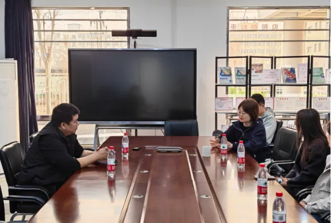 拓展实训渠道,赋能专业成长——物流与营销教研室赴实训基地交流调研