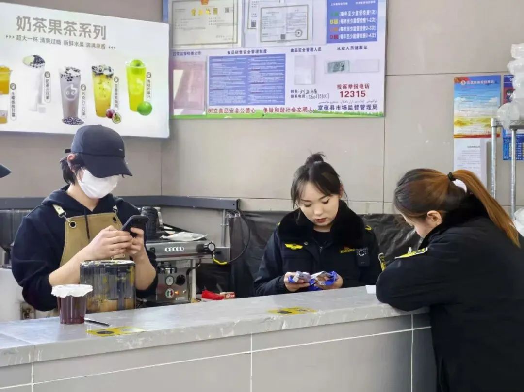 可可托海市场监督管理所持续维护雪场安全平稳有序营商环境