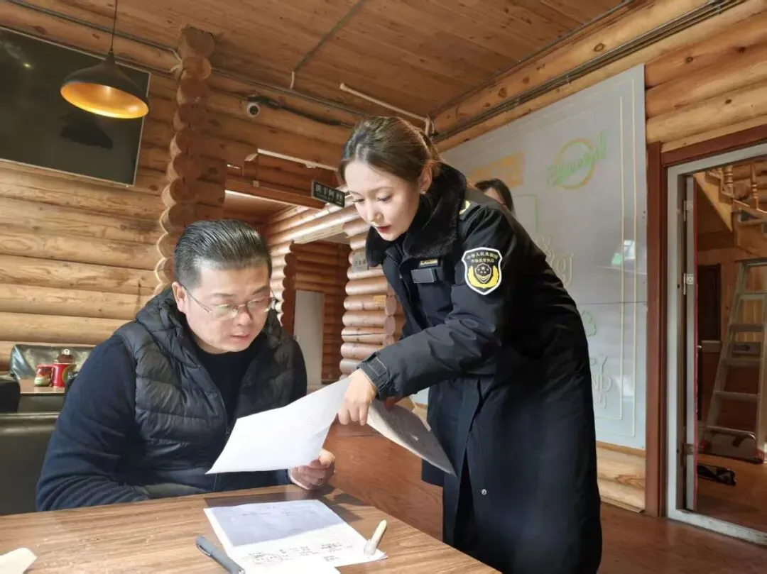 可可托海市场监督管理所持续维护雪场安全平稳有序营商环境