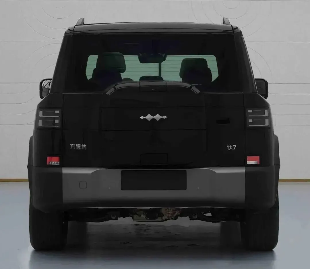 方程豹钛7 EV闪充版:重塑纯电方盒子市场的标杆之作