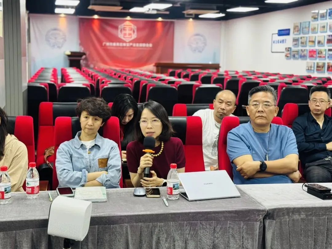 从获客到提效!AI 如何重塑珠宝营销?这场沙龙给出答案