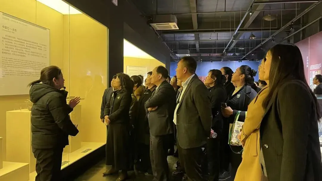 三十而立 新启华章|构建营销新场景,践行营销新理念——名企大信研学,聆听家风传承,体验生态场景,全面提升高客经营水平