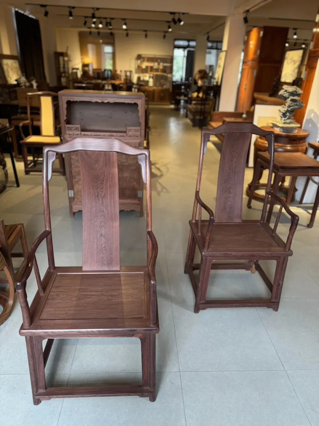 最像大红酸枝的一种木材,却在市场上消失了?