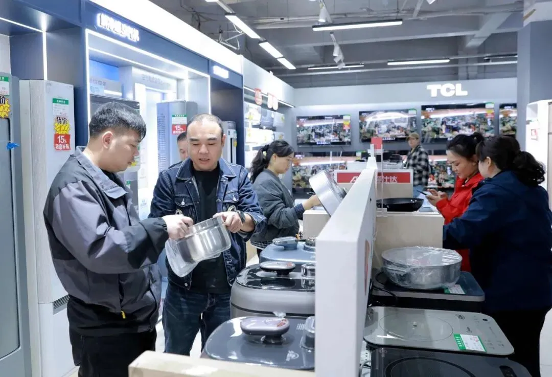 稳消费、增活力、提信心!八桂消费市场韧性十足……