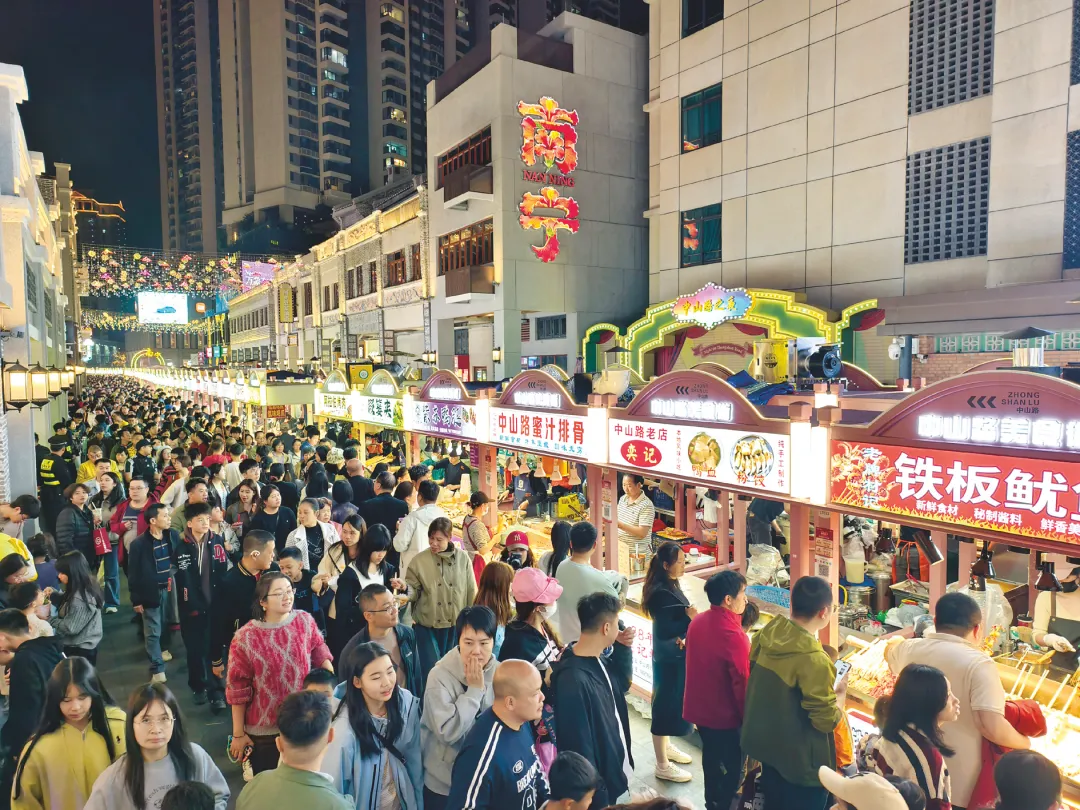 稳消费、增活力、提信心!八桂消费市场韧性十足……