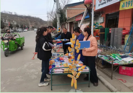 【平凉大发展 我该怎么办】  强化种子市场监管  保障春耕用种安全
