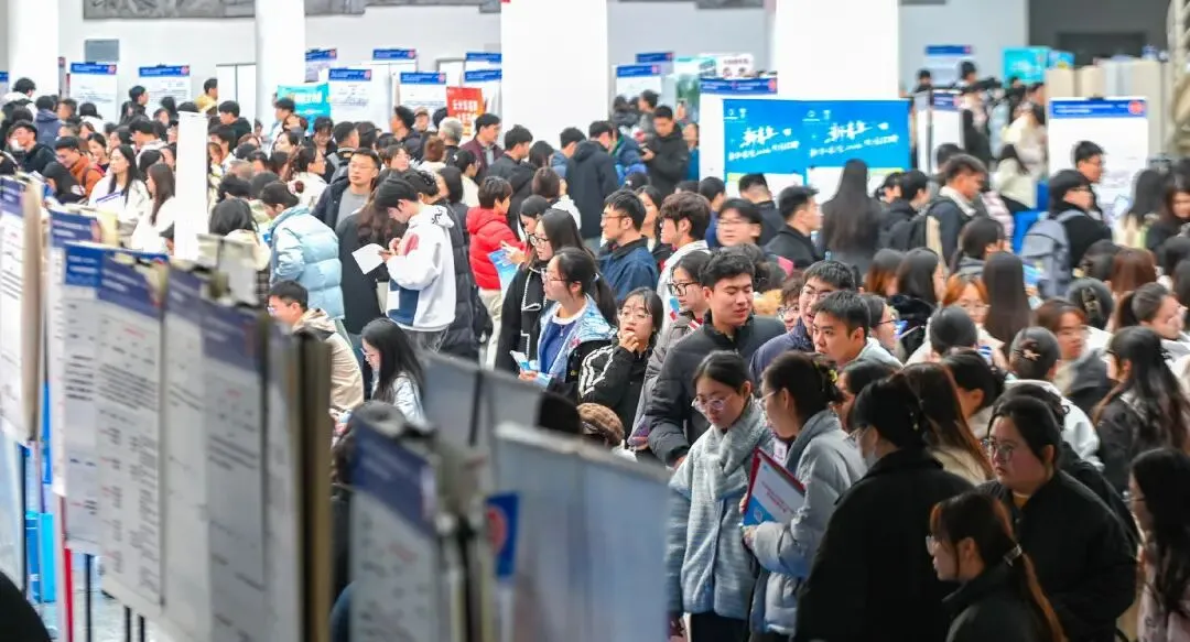 1270万毕业生涌入市场,创业真的能成为泄洪渠吗?