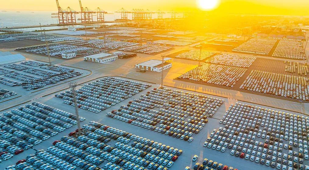 美伊战争何去何从·石油商品冲击全球市场