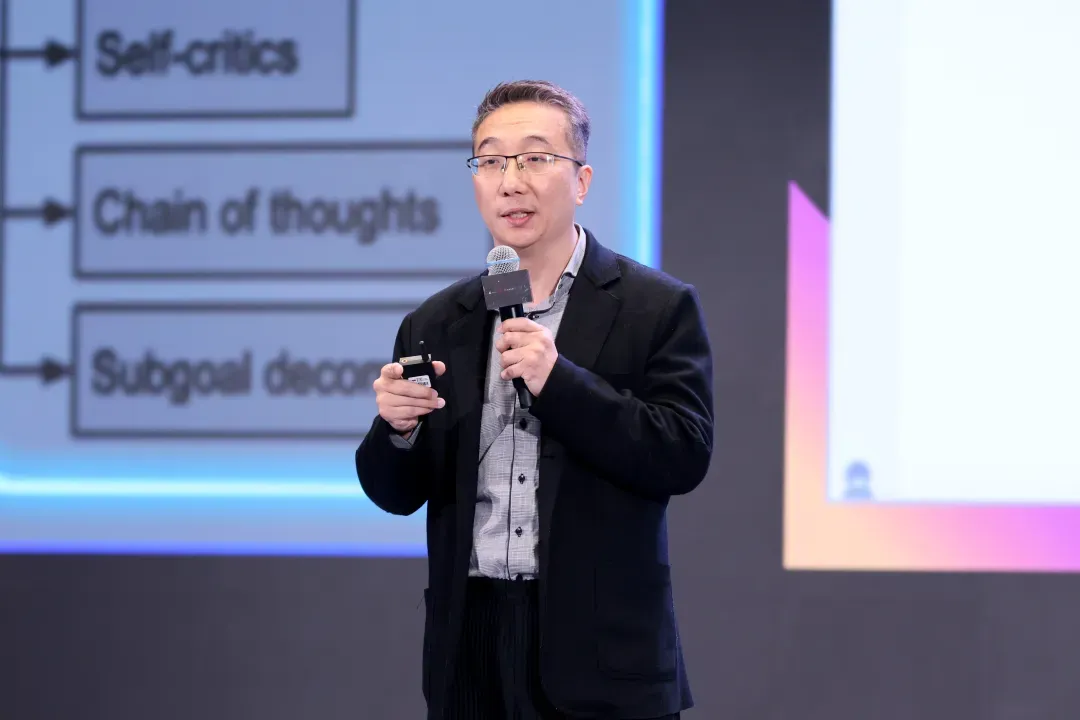 AI商用元年 | AI智能体,重构酒业营销新逻辑