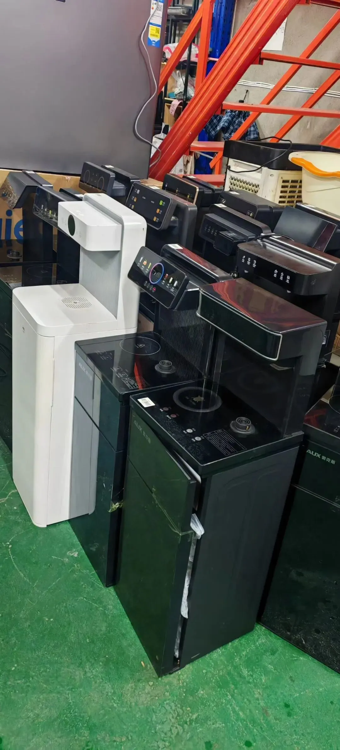 快看!阳逻君杰新旧百货综合市场旧货处理啦!