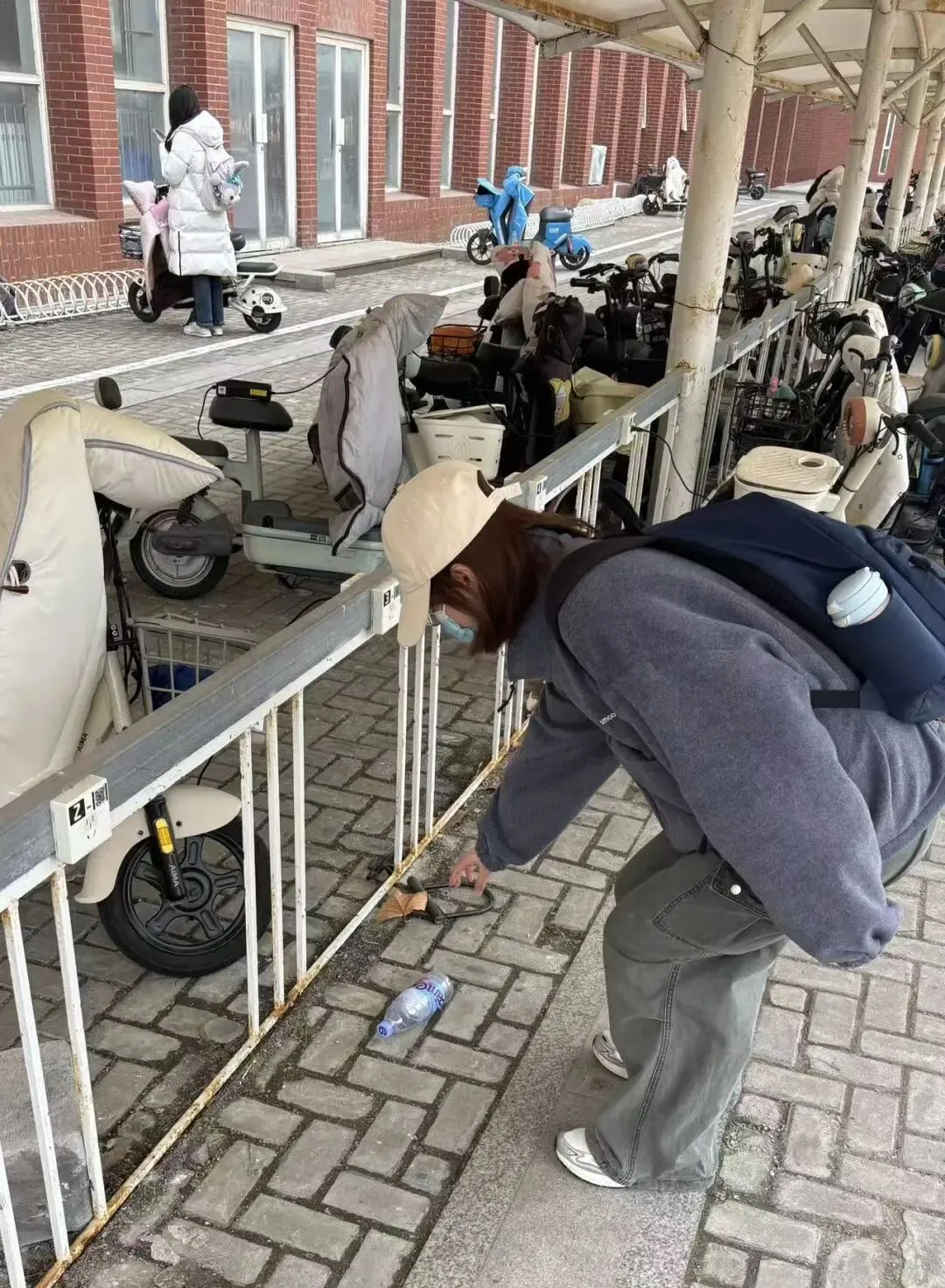 以青春之名,赴时代之约 —— 市场营销 235 团支部雷锋月活动纪实