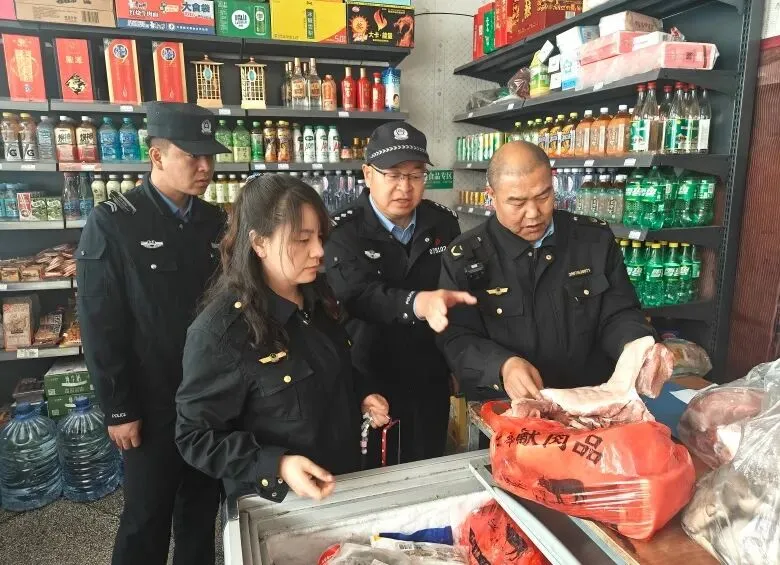 【“春雷”行动】高台县南华市场监管所开展肉制品专项检查