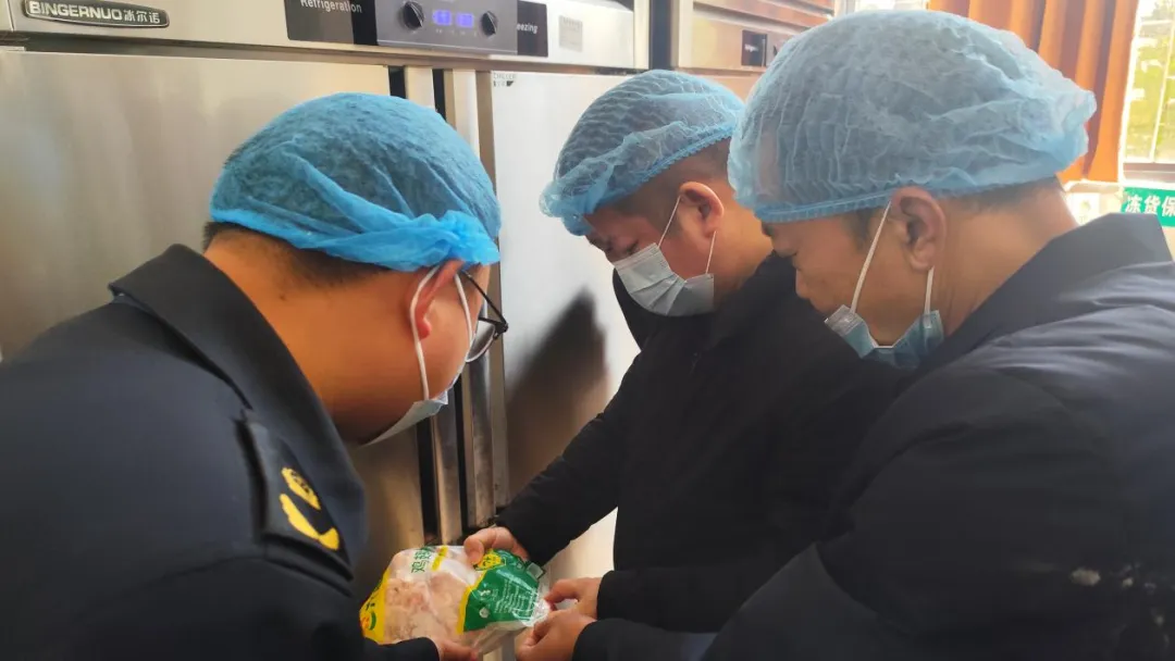 湘潭市市场监管局联合多部门开展春季校园食品安全和膳食经费管理检查