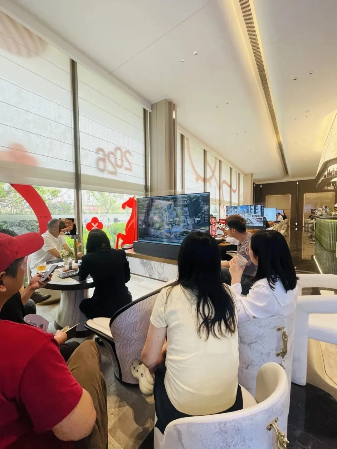 越秀・鸿璟台稳坐广州销售面积TOP1是营销套路还是真有底气?