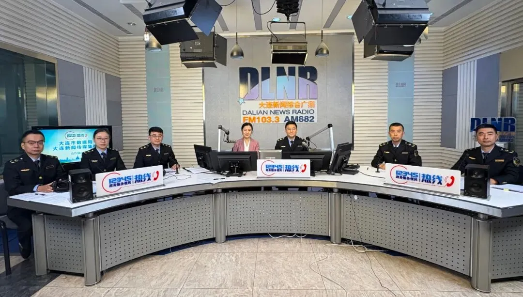 市场监管局:舌尖上的责任 餐桌上的安心(2)