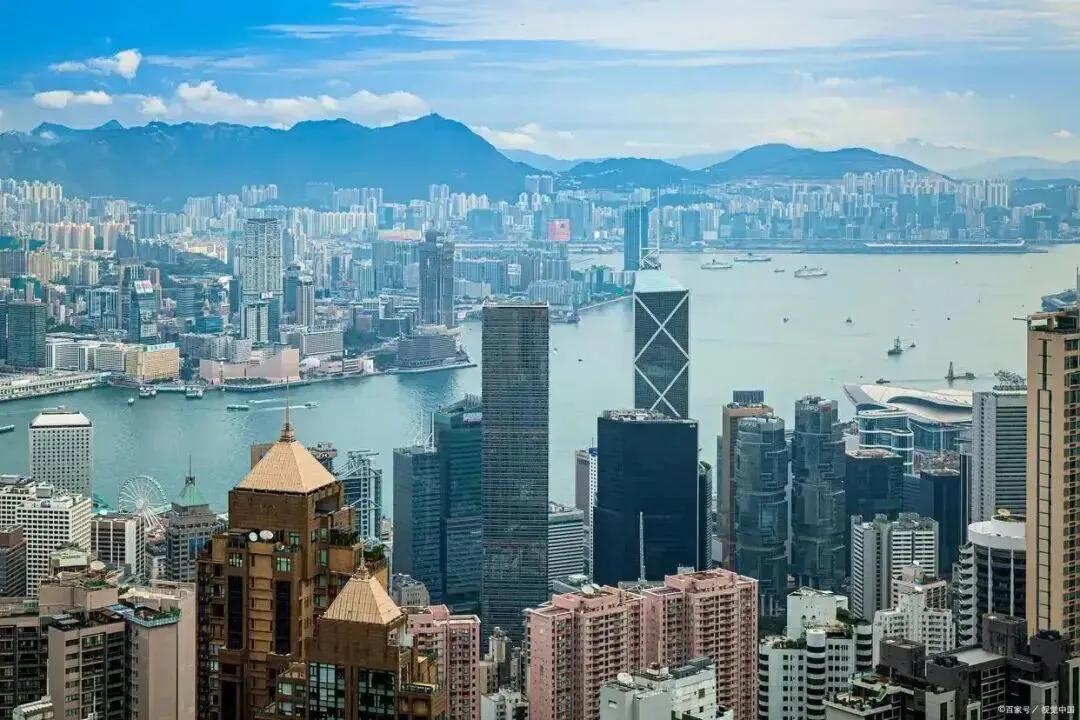 瑞银、花旗、法巴集体扩招,香港财富管理市场为何突然“火”了?