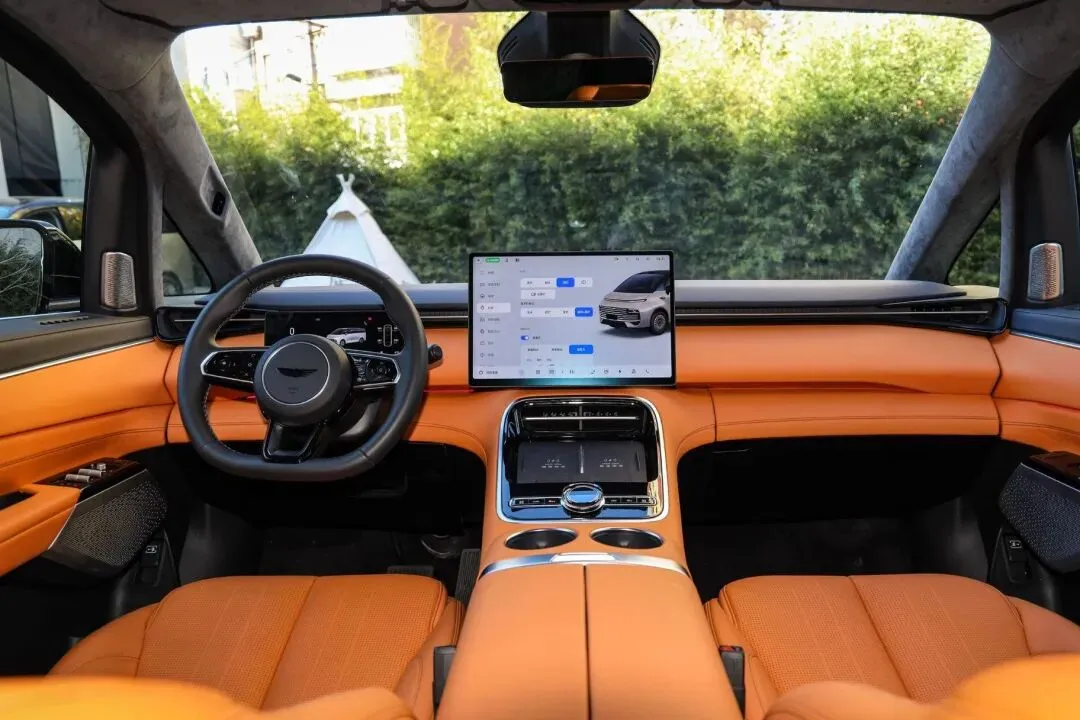 吉利银河 V900 创新上市,跨界营销赋能豪华 MPV 价值升级