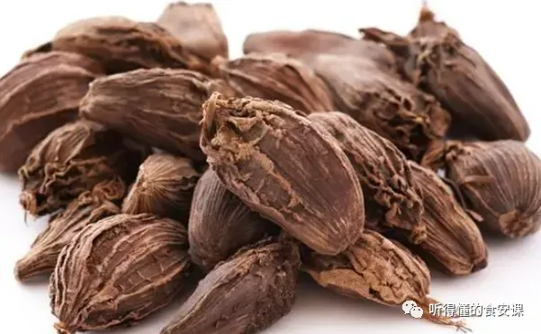 市场局答复 | 中餐常用的调味品豆蔻居然不允许使用?豆蔻 肉豆蔻 香豆蔻 小豆蔻都长什么样子?