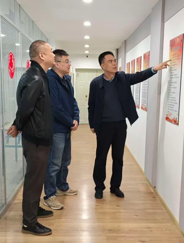 通用电梯股份有限公司陕西营销中心领导到访陕西省电梯行业协会交流