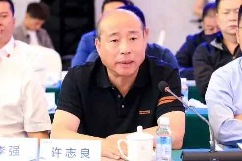 强流通 促消费——2025酒类重点市场流通企业主题交流会在可克达拉市举办