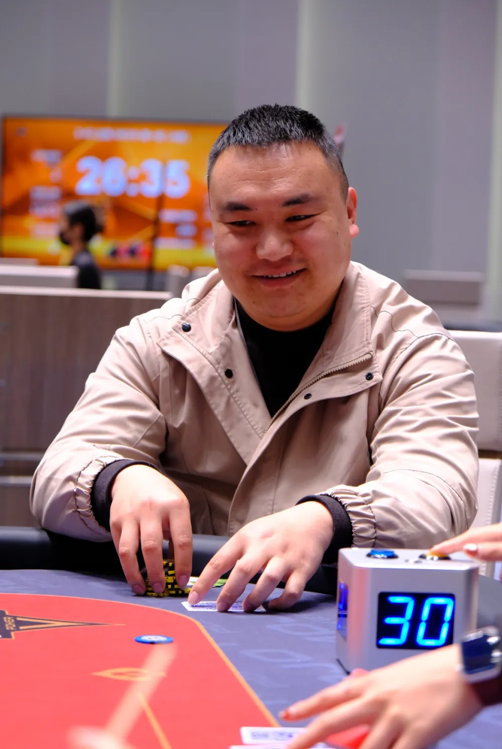 MOJO上海站 | 破局沉寂市场:MOJO智力竞技重新定义上海扑克高端赛事体验,主赛事A组正式打响!