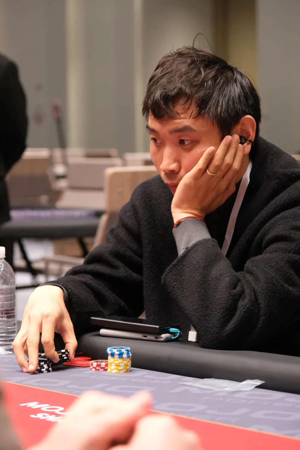 MOJO上海站 | 破局沉寂市场:MOJO智力竞技重新定义上海扑克高端赛事体验,主赛事A组正式打响!