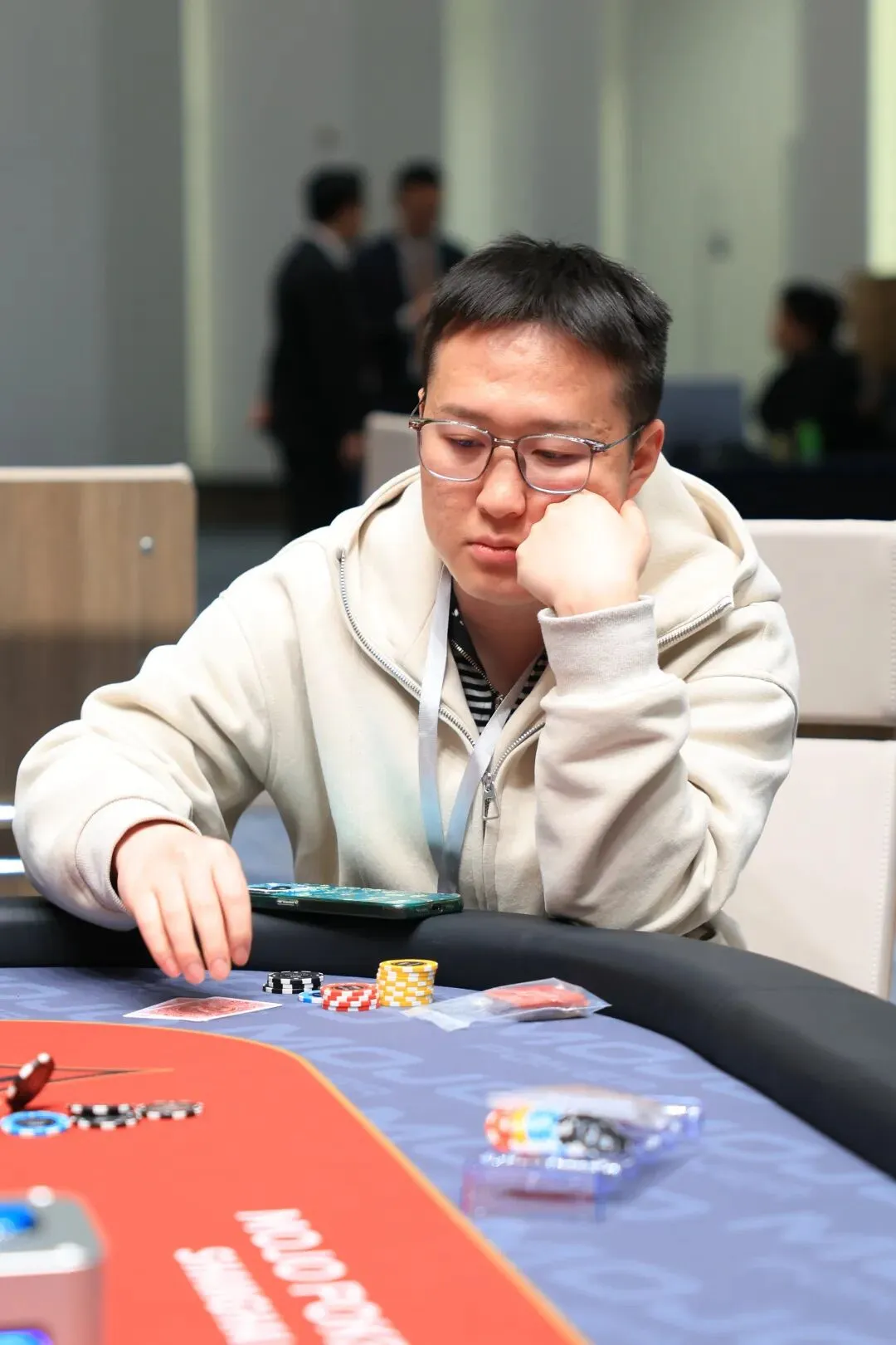 MOJO上海站 | 破局沉寂市场:MOJO智力竞技重新定义上海扑克高端赛事体验,主赛事A组正式打响!