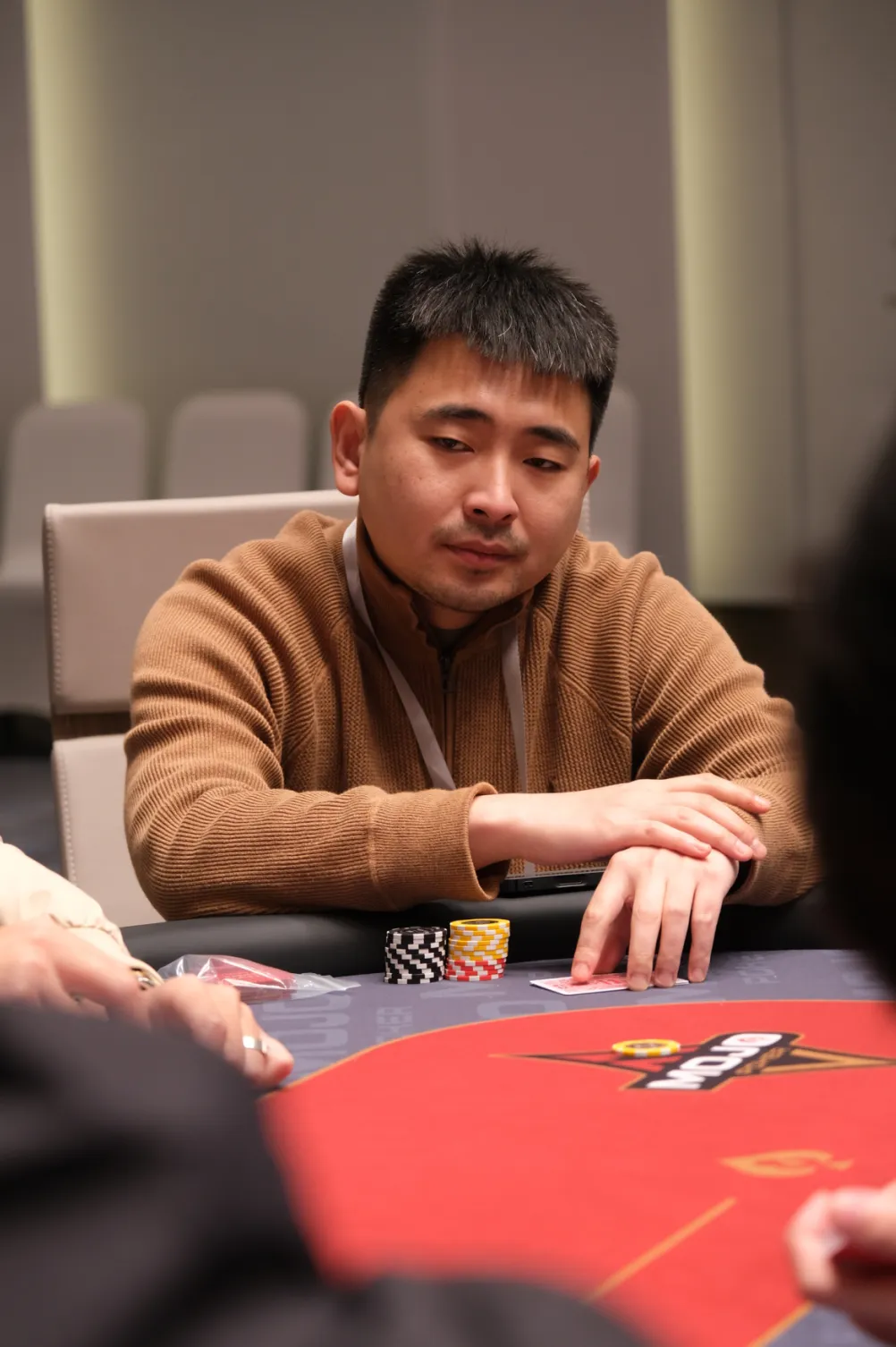 MOJO上海站 | 破局沉寂市场:MOJO智力竞技重新定义上海扑克高端赛事体验,主赛事A组正式打响!