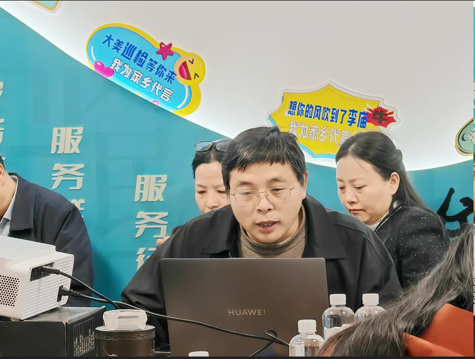 AI 赋能营销新突破!襄阳这场实战培训,帮企业轻松搞定线上获客