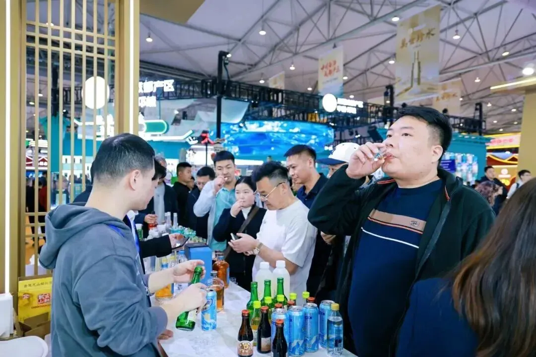 【古越龙山】新模式·新市场·新产品!古越龙山西南市场招商启动会在糖酒会上举行