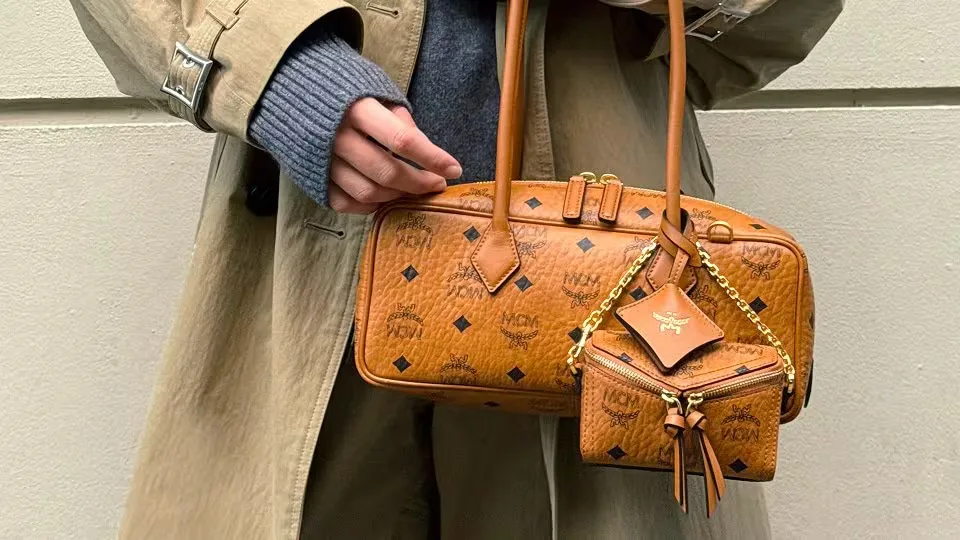 个乐丨跻身销售榜单TOP阵营的国产包袋黑马【汤臣战略研究院】