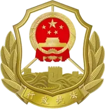 市交通执法支队五大队开展出租汽车市场“打非治违”专项行动