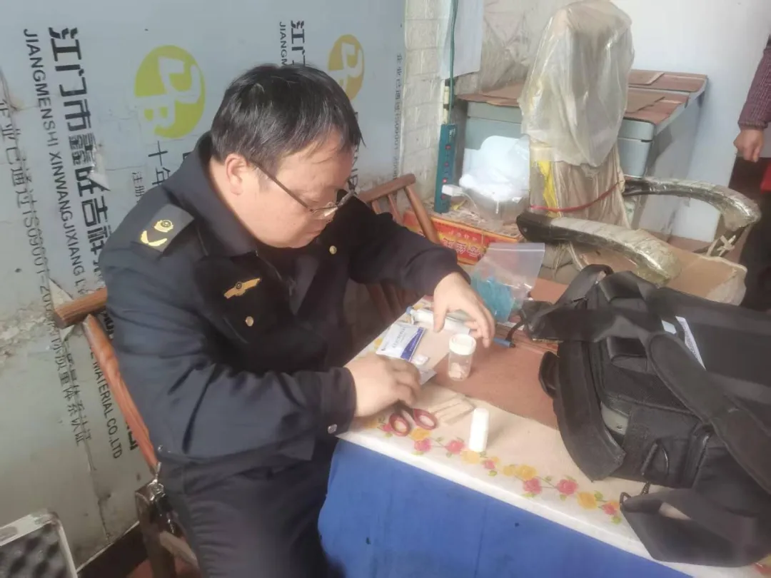 桑植县市场监督管理局开展治理制售假劣肉制品问题集中整治行动