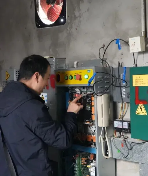 监管动态 | 青白江区市场监管局开展2026年度电梯 “双盲” 应急救援演练