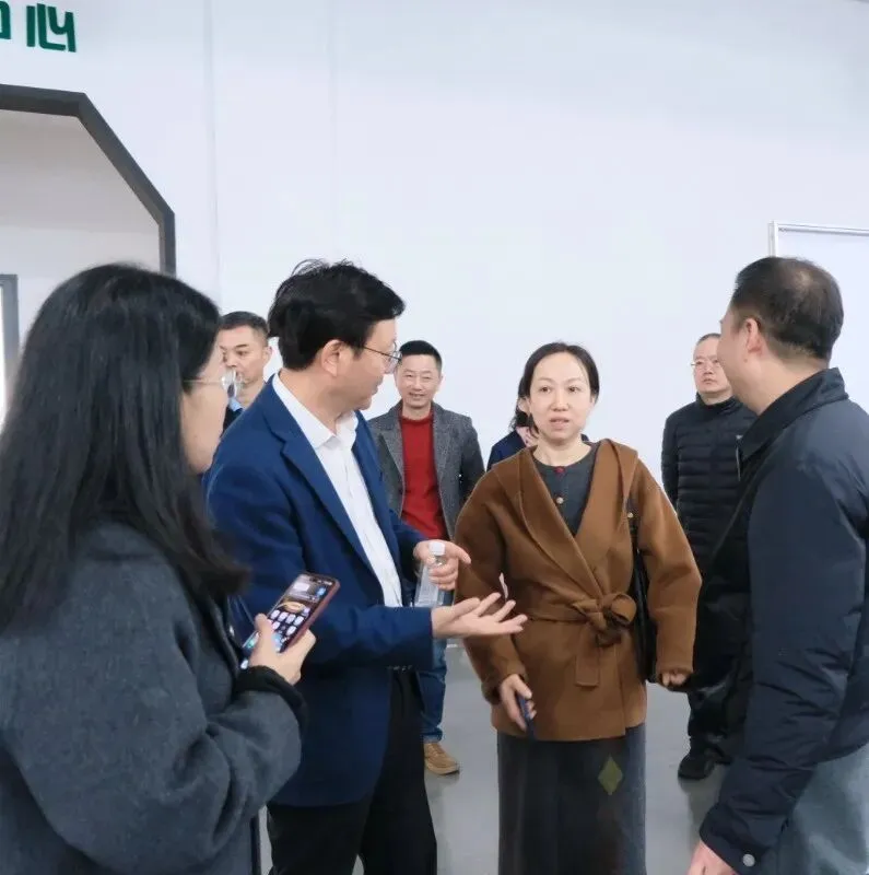 市场动态丨中华全国供销合作总社财会部副部长谢璐遥一行到华东金华农产品物流中心调研