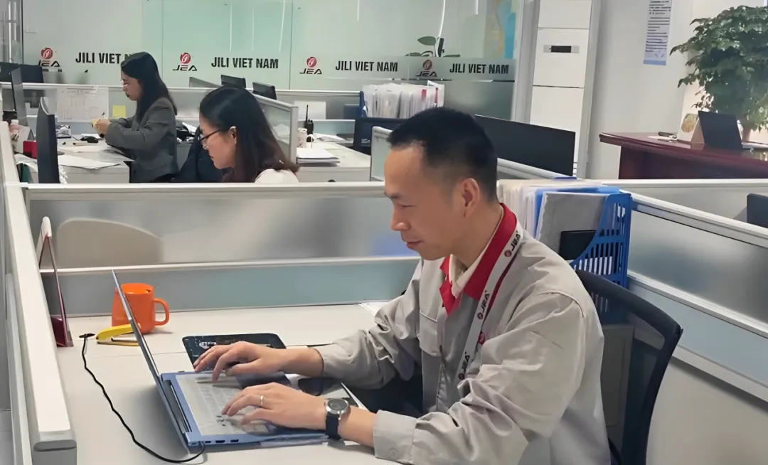 朱本元:深耕越南拓市场 实干担当践初心||记2025年度“优秀吉力芸峰人” 奖获得者