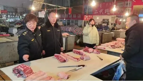 根河市河东市场监督管理所 开展食品安全专项检查