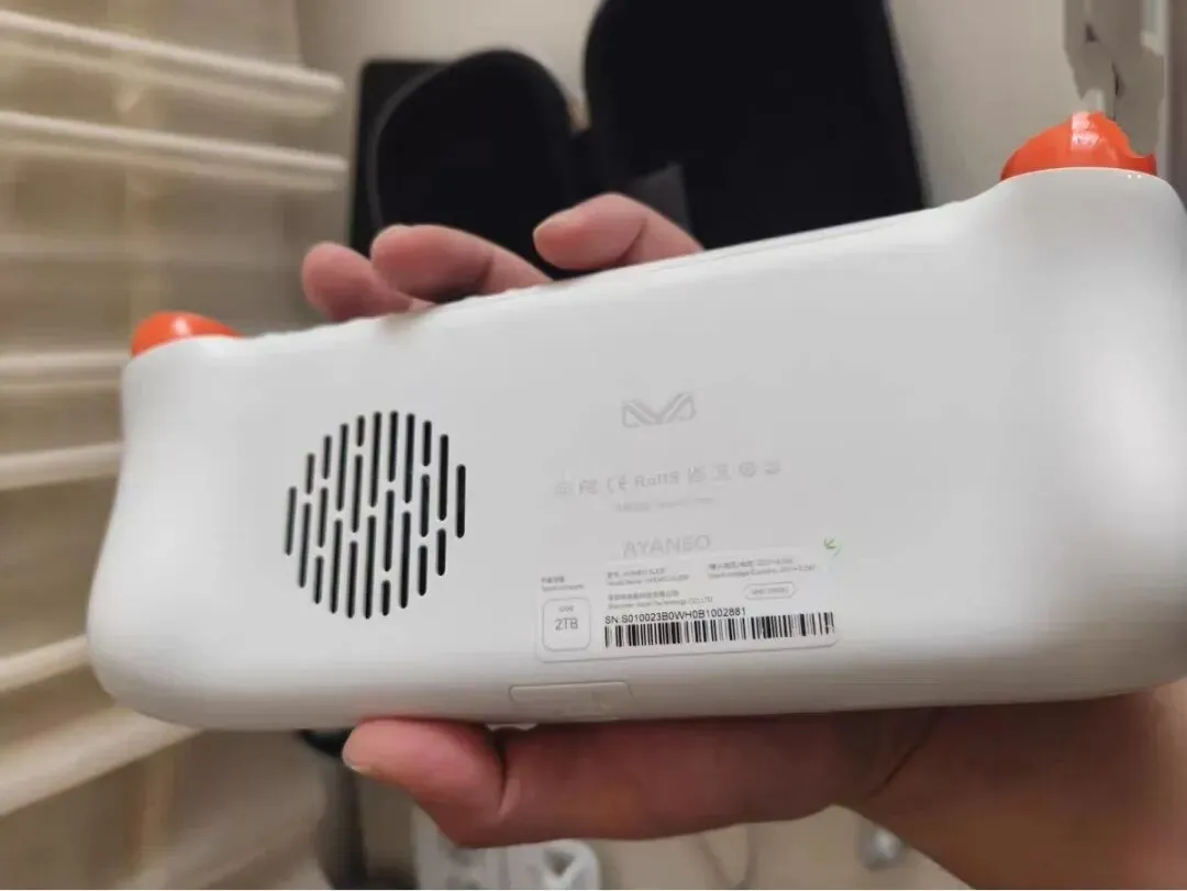 2026装机太贵?海鲜市场大量32G+2T内存的7840U掌机最低售价3600