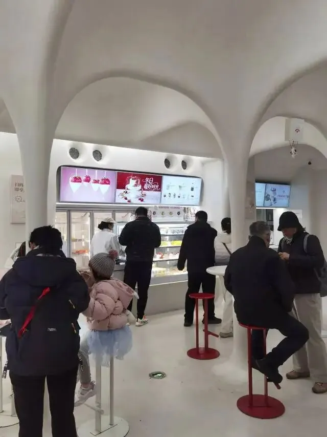 北京烘焙市场客流趋势深度分析:客群分层成核心,趋势变化定生死