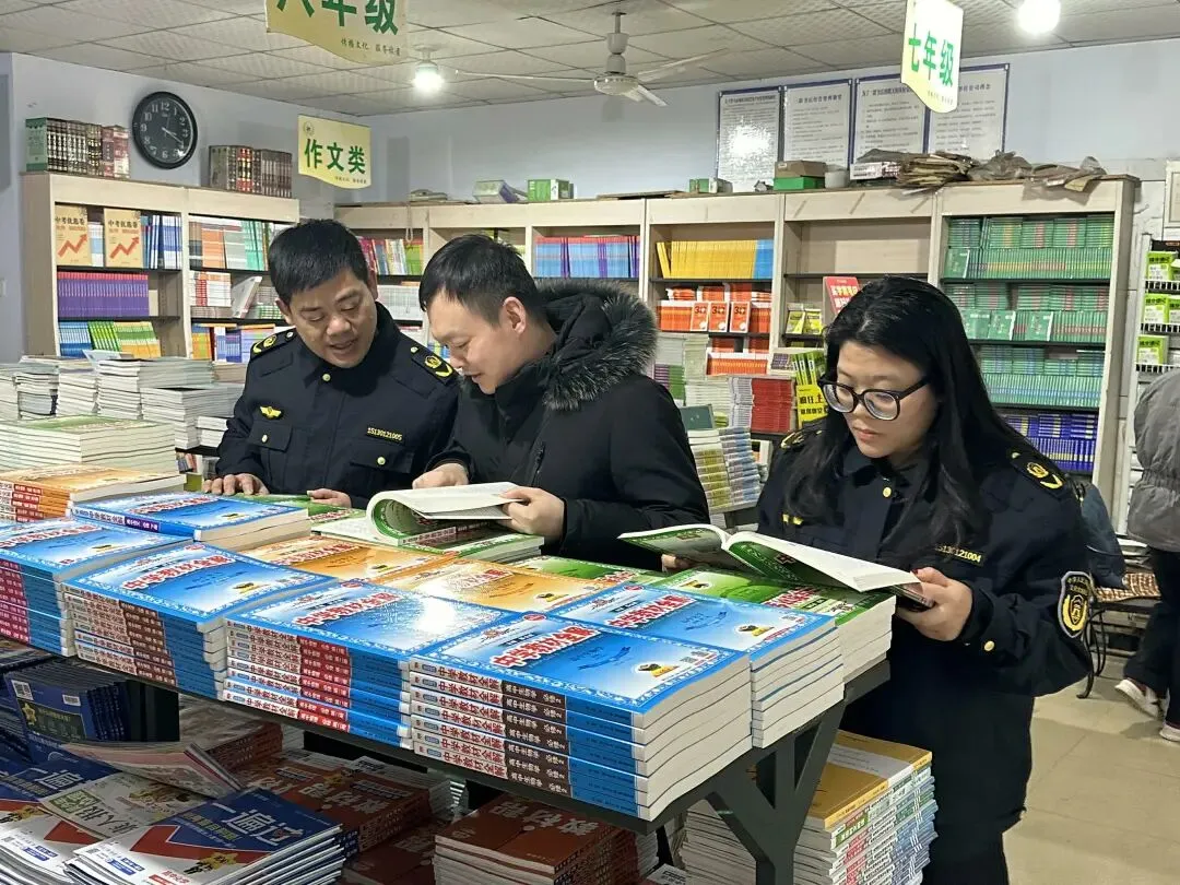 山东:多地开展“开学季”文化市场专项检查