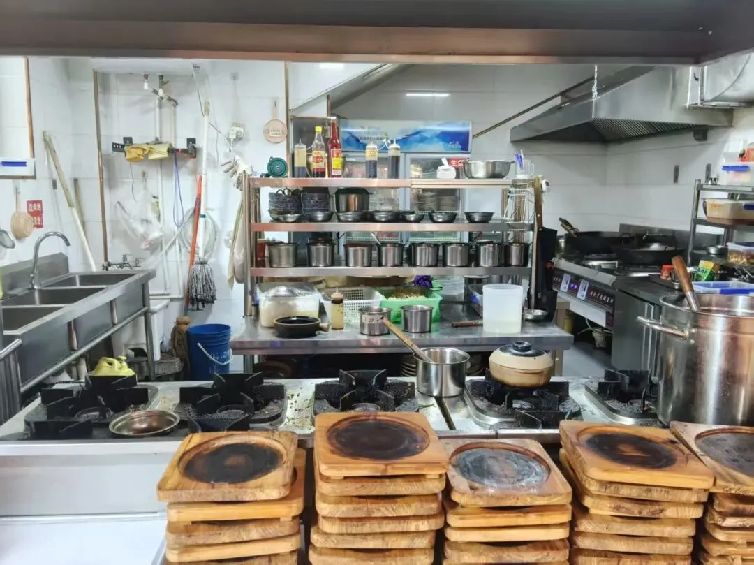 嘉峪关富强市场餐饮店对外转让