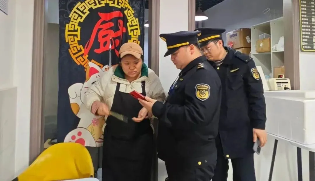 都匀市市场监督管理局强化双线联动监管 全力护航网络餐饮安全