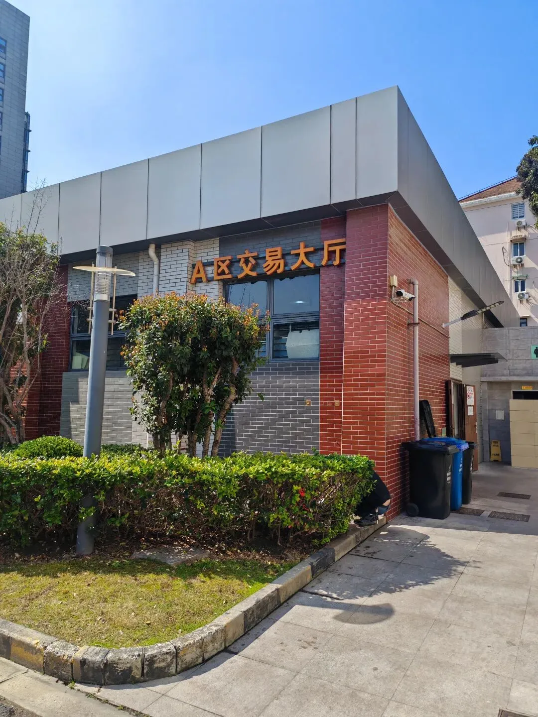 热闹不再的卢工市场