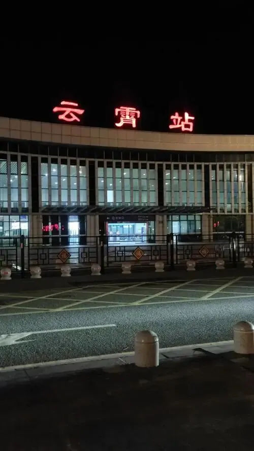 福建漳州云霄封神!冷门小城不靠网红营销,凭一根古早肉肠,圈粉无数吃货