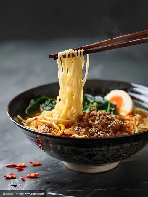 福建漳州云霄封神!冷门小城不靠网红营销,凭一根古早肉肠,圈粉无数吃货