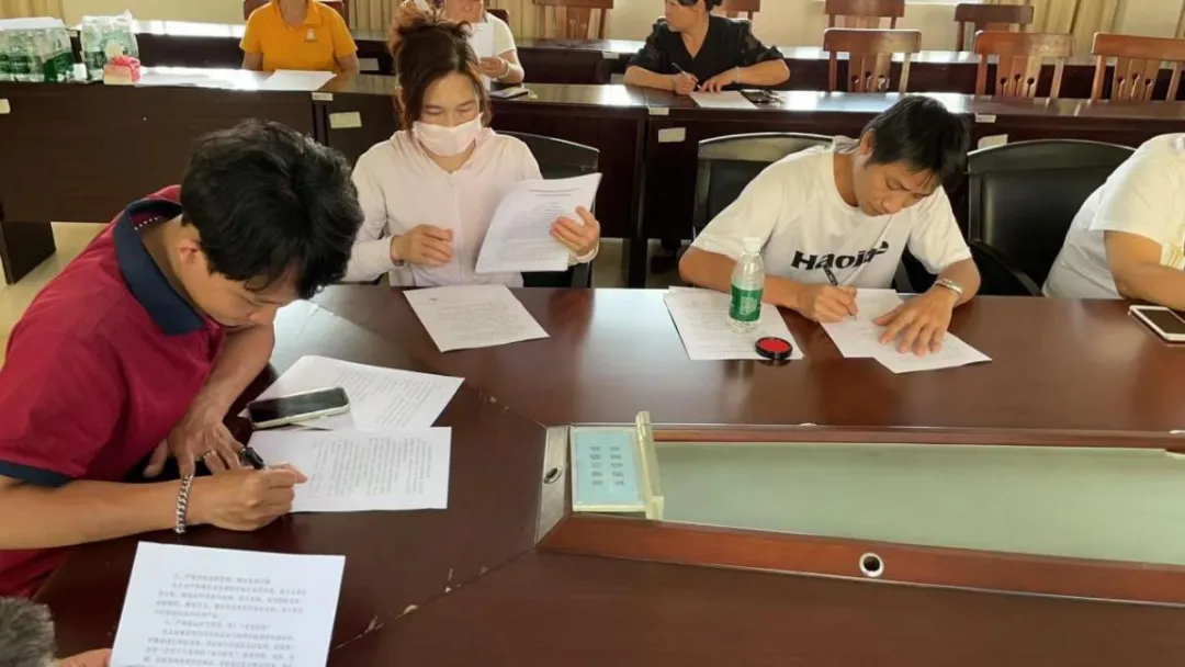 基层动态—湾岭市场监管所召开网络餐饮服务经营者专题培训会