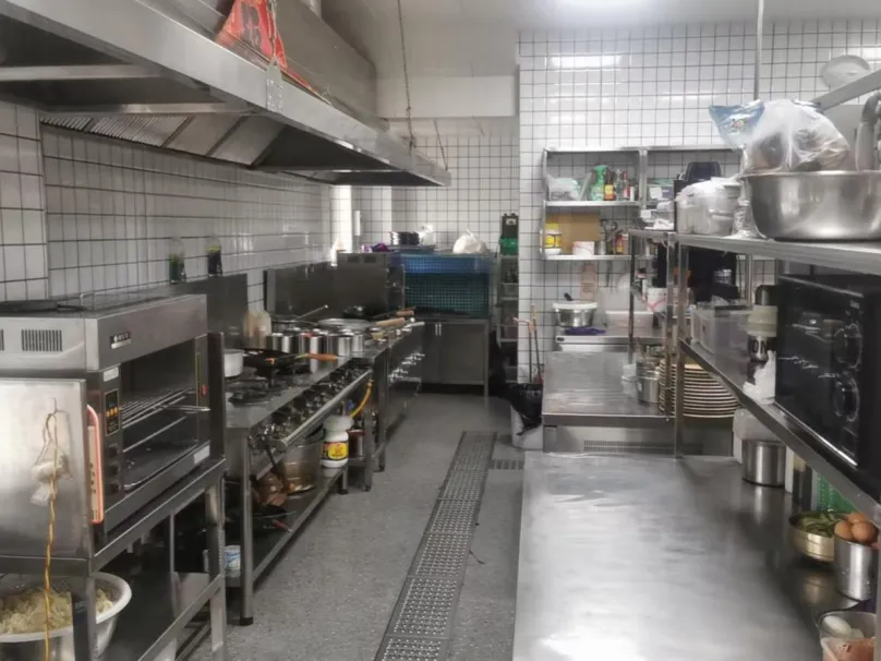 东港市市场监管局发布餐饮食品安全“红黑榜”(第二十期)