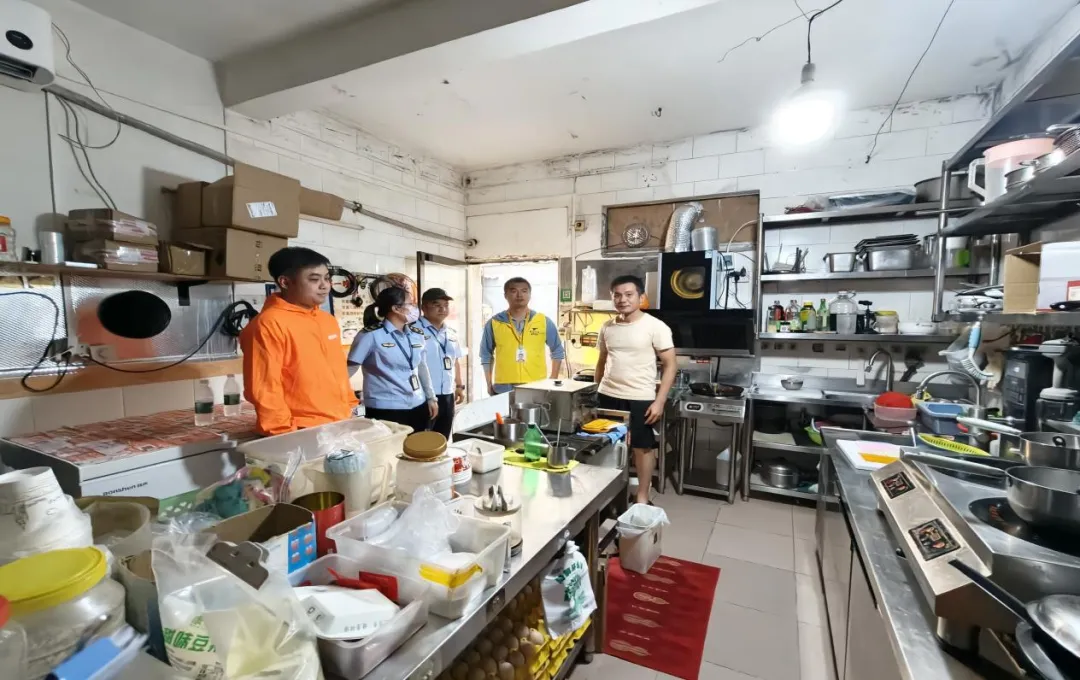 线上线下齐发力 琼中县市场监管局联合外卖平台开展网络餐饮专项整治